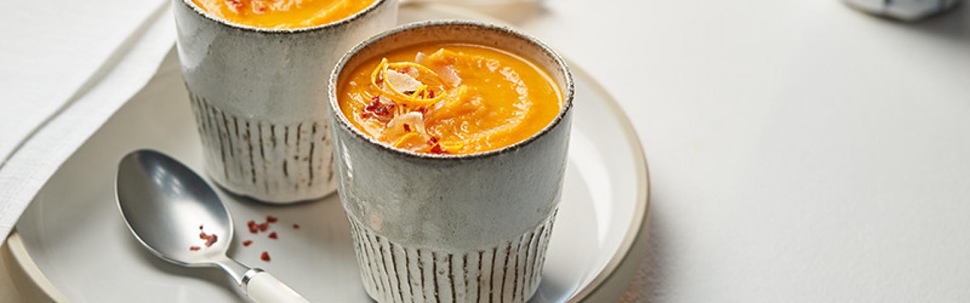 Karotten-Orangen-Suppe im Cookit | Rezepte von Simply Yummy