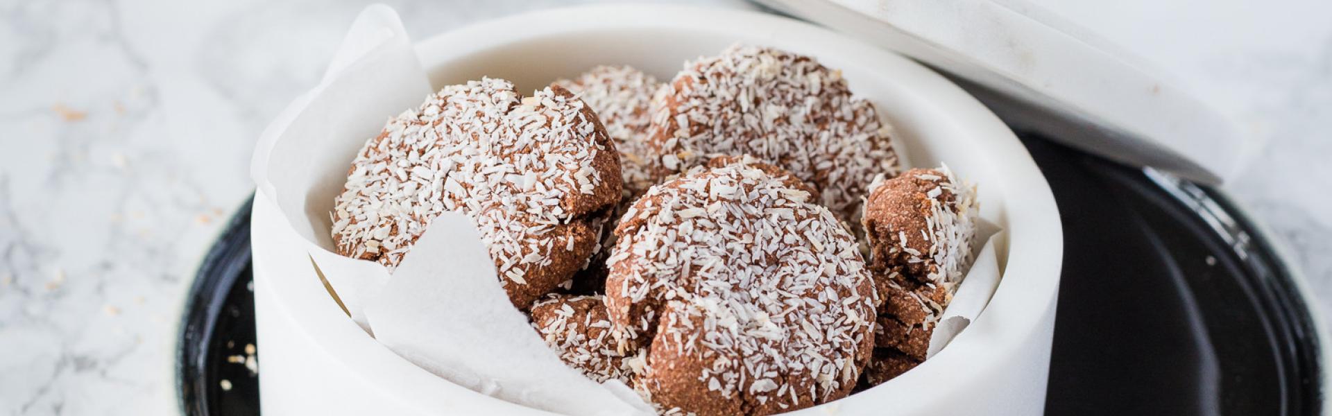 Low Carb Schoko-Kokos-Kekse | Rezepte von Simply Yummy
