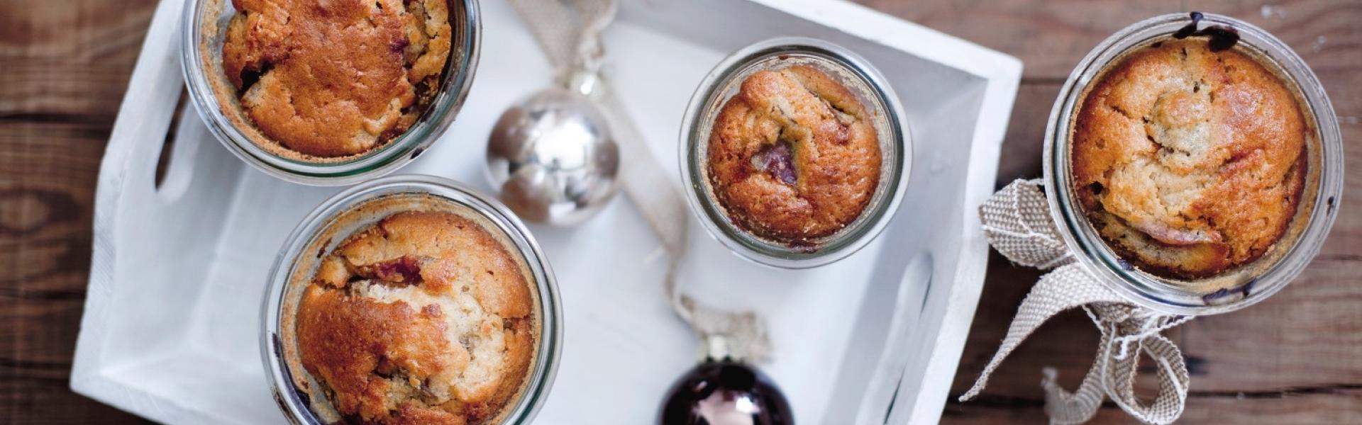 Pflaumen-Marzipan-Kuchen im Glas | Simply Yummy