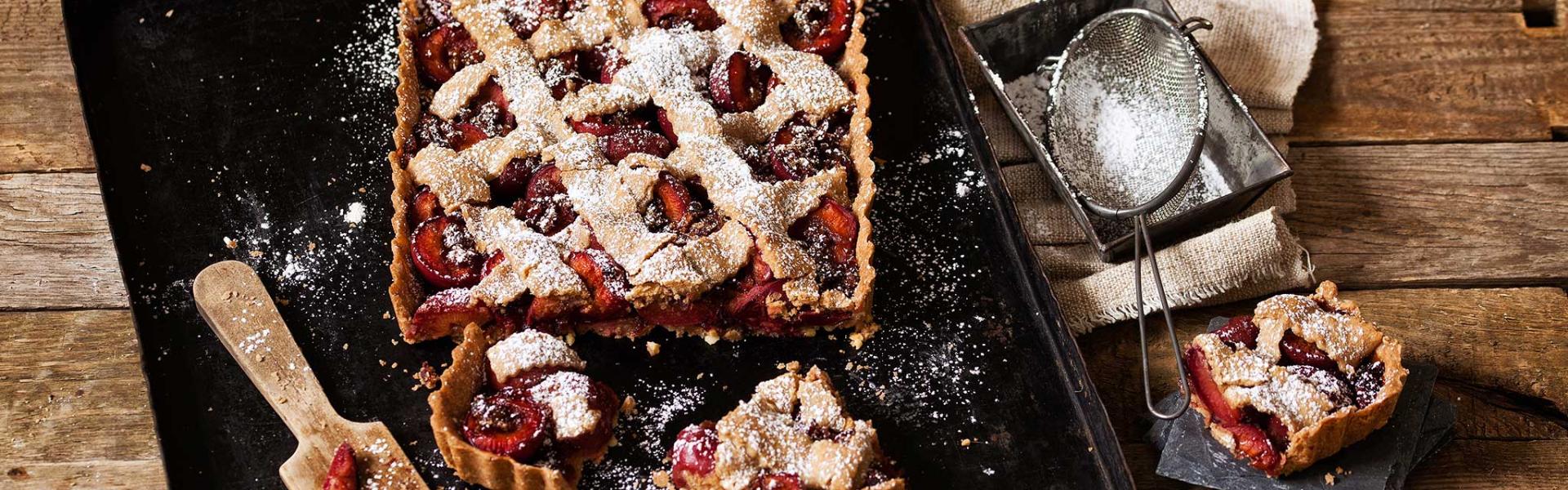 Pflaumentarte mit knusprigem Mandelboden | Simply Yummy Pflaumentarte mit knusprigem Mandelboden | Simply Yummy