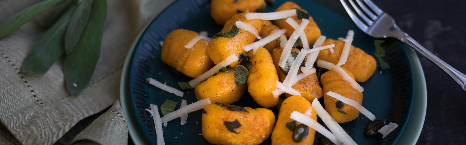 Kürbisgnocchi mit Salbeibutter | Simply Yummy