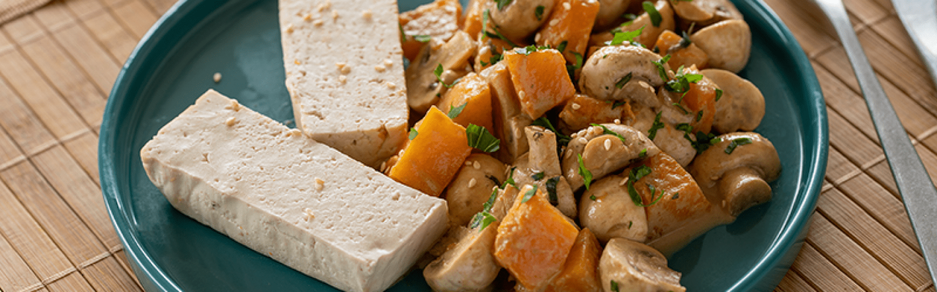Tofu gedämpft mit Kürbis &amp; Champignons im Cookit | Simply Yummy