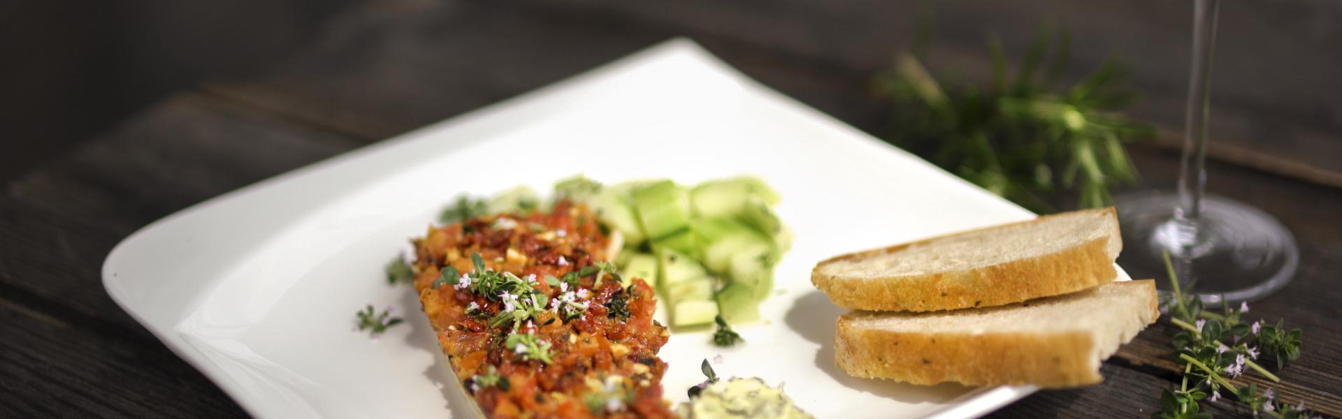 Schnelle Zanderfilets mit Tomatenkruste | Simply Yummy