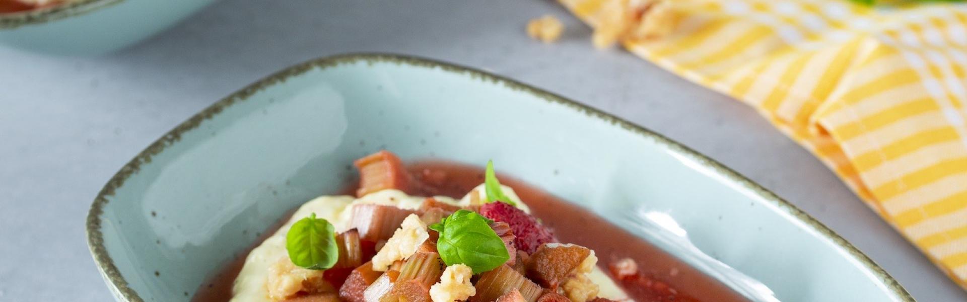 Rhabarber-Erdbeer-Kompott - bestes Rezept | Simply Yummy