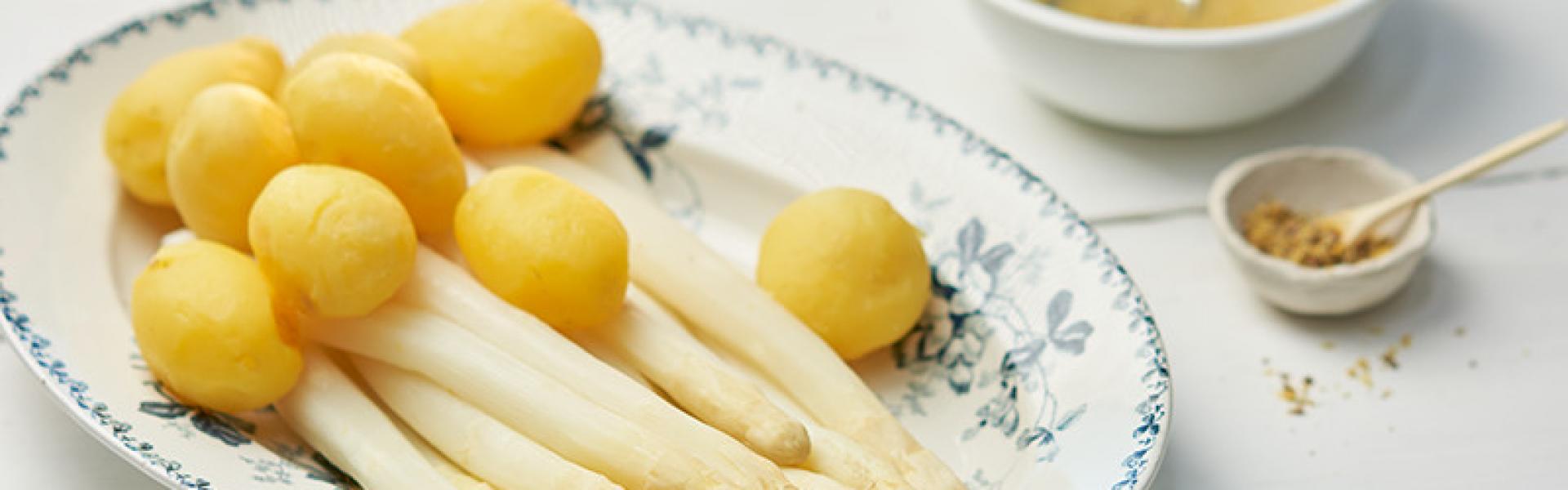 Stangenspargel mit Kartoffeln im Cookit | Simply Yummy