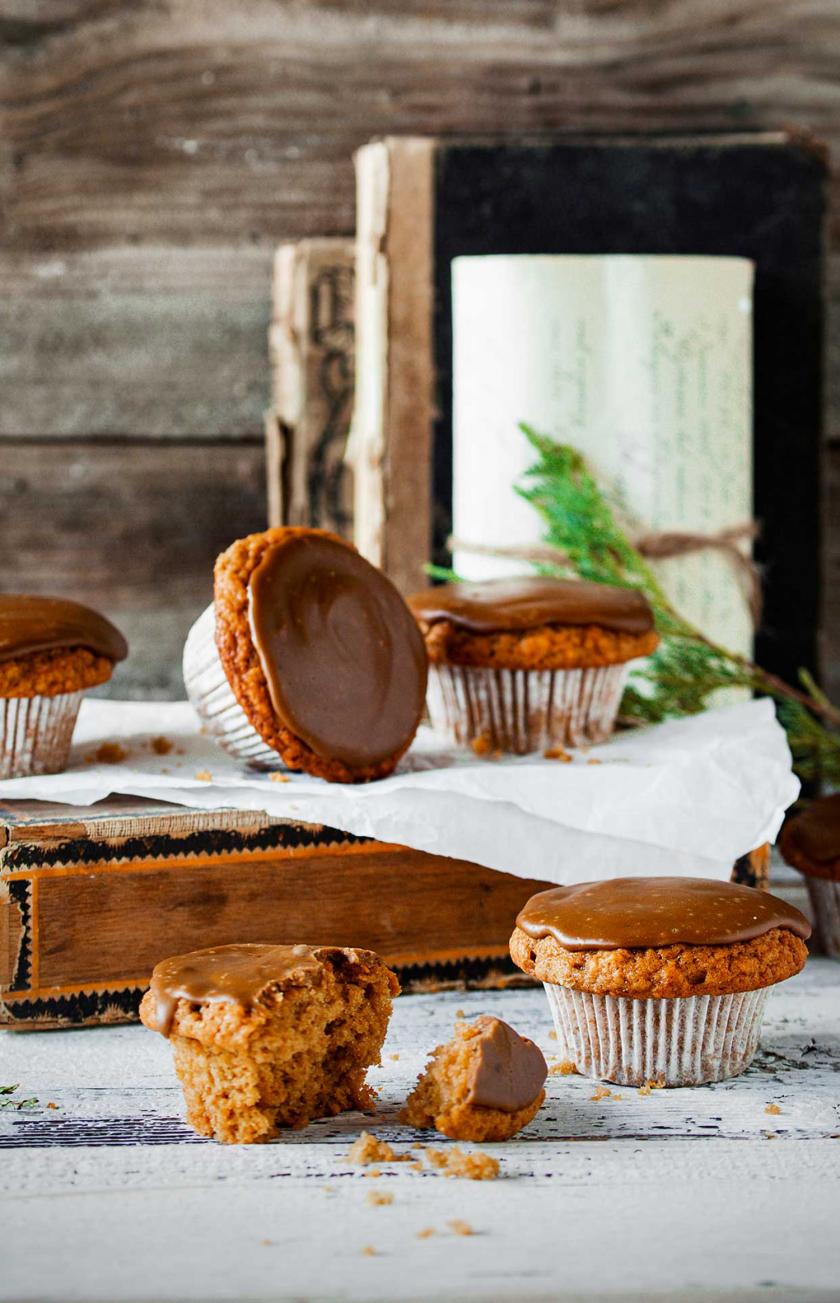 Die saftigsten Apfelmusmuffins mit Joghurt