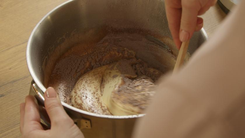 Biskuitrolle Schoko-Banane mit Nutella | Simply Yummy