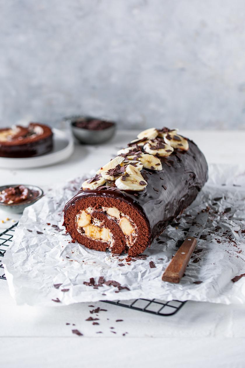 Biskuitrolle Schoko-Banane mit Nutella | Simply Yummy