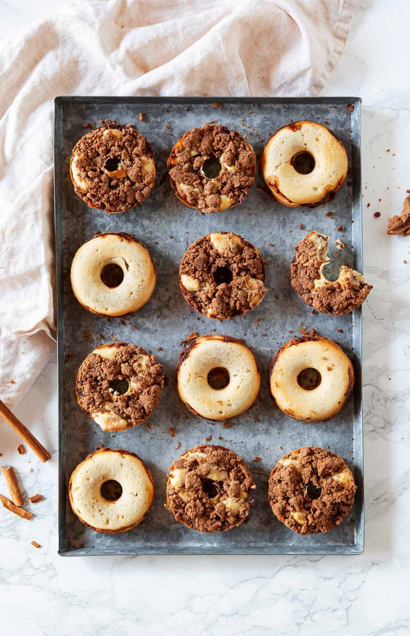 Donuts mit Zimtstreuseln ohne Frittieren | Simply Yummy