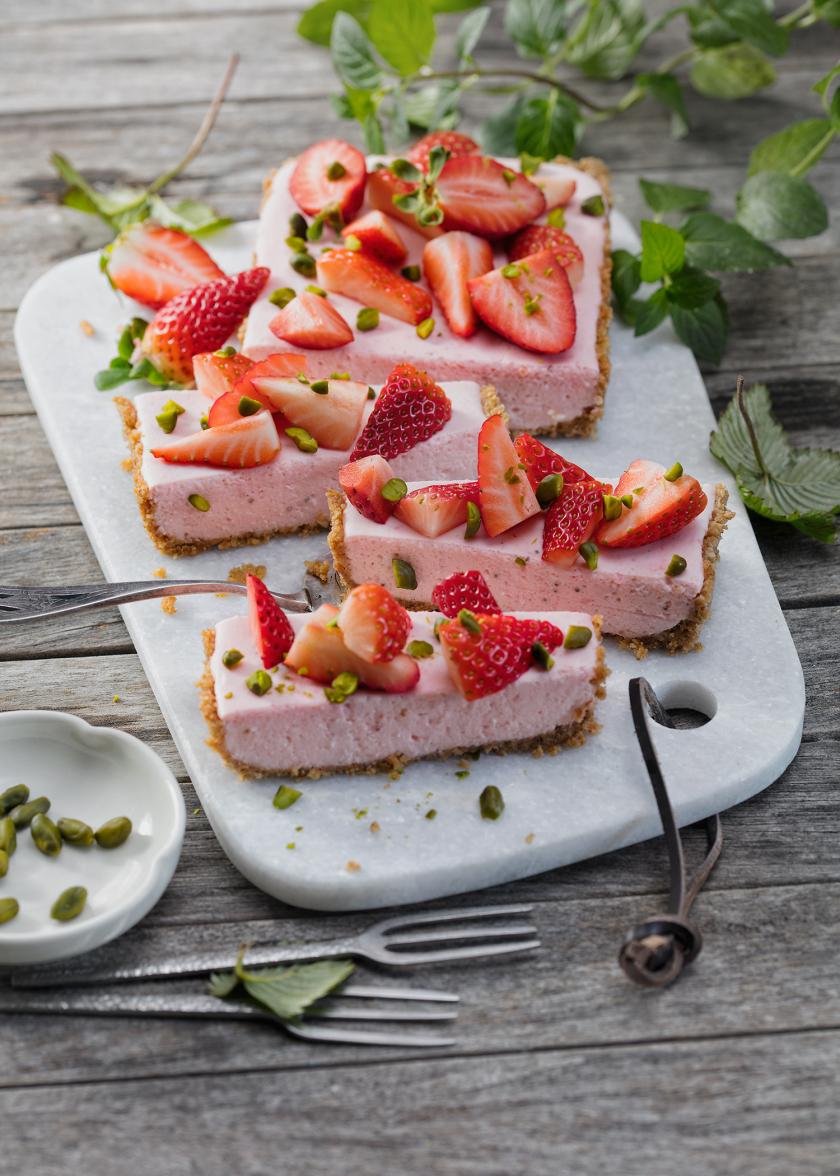 Erdbeertarte mit Creme ohne Backen - das einfache Rezept