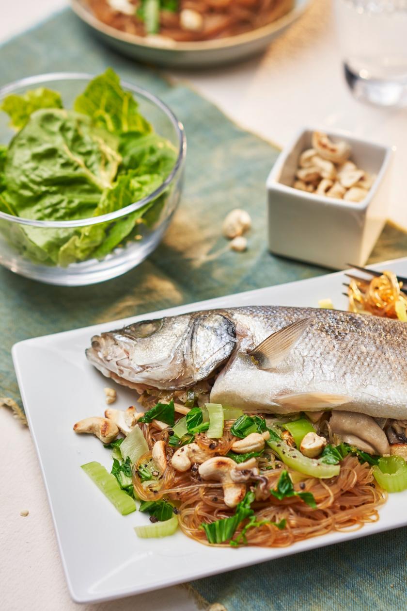 Fisch gedämpft asiatisch mit Glasnudeln im Cookit | Simply Yummy