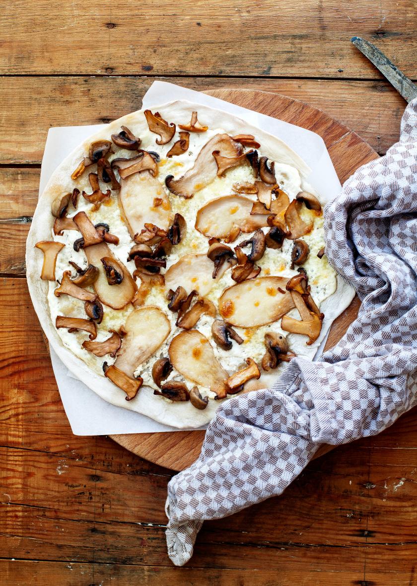 Flammkuchen mit gemischten Pilzen | Simply Yummy