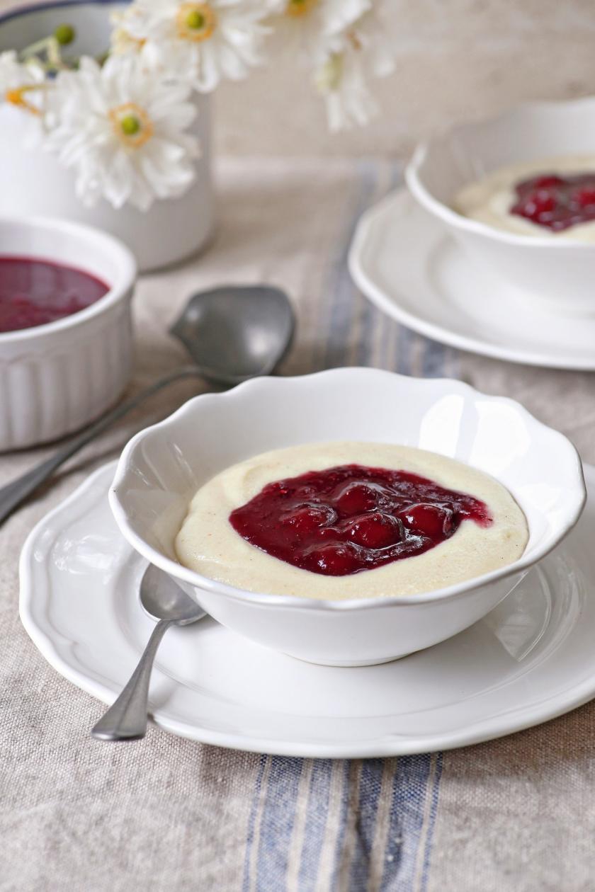 Grießbrei mit Beerengrütze | Rezepte von Simply Yummy Grießbrei mit Beerengrütze | Rezepte von Simply Yummy