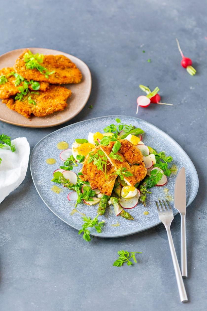 Hähnchenschnitzel paniert in einer Nusskruste | Simply Yummy