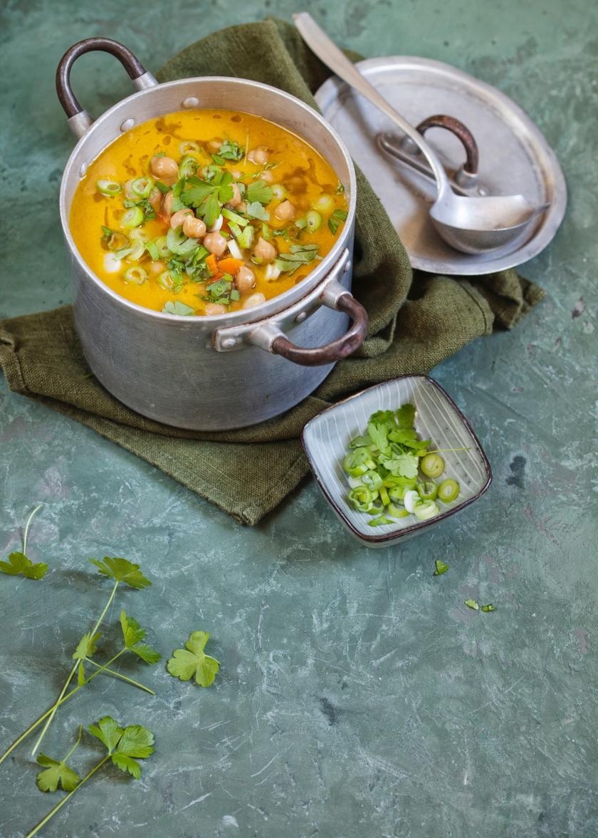 Karottensuppe mit Kichererbsen | Simply Yummy