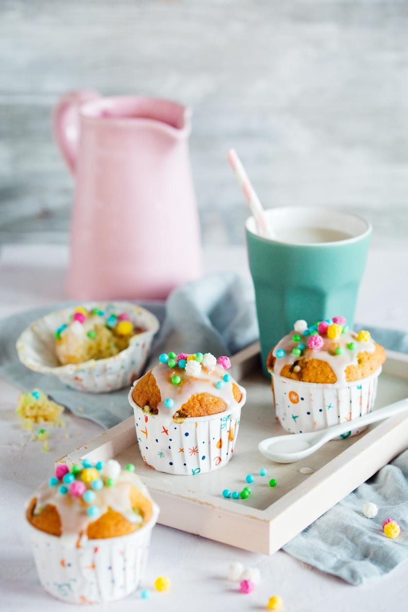 Konfetti-Muffins im Cookit | Rezept von Simply Yummy