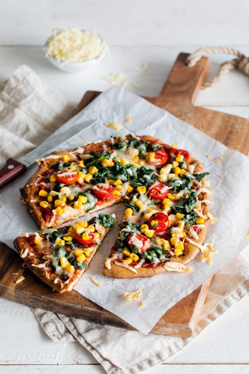 Low Carb Pizza Mit Kaseboden Rezepte Von Simply Yummy