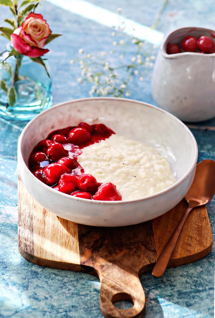 Milchreis mit heißen Kirschen im Cookit | Simply Yummy