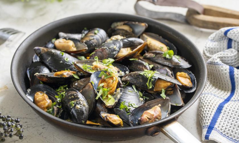 Muscheln in Weißwein (Moules marinières) im Cookit | Simply Yummy
