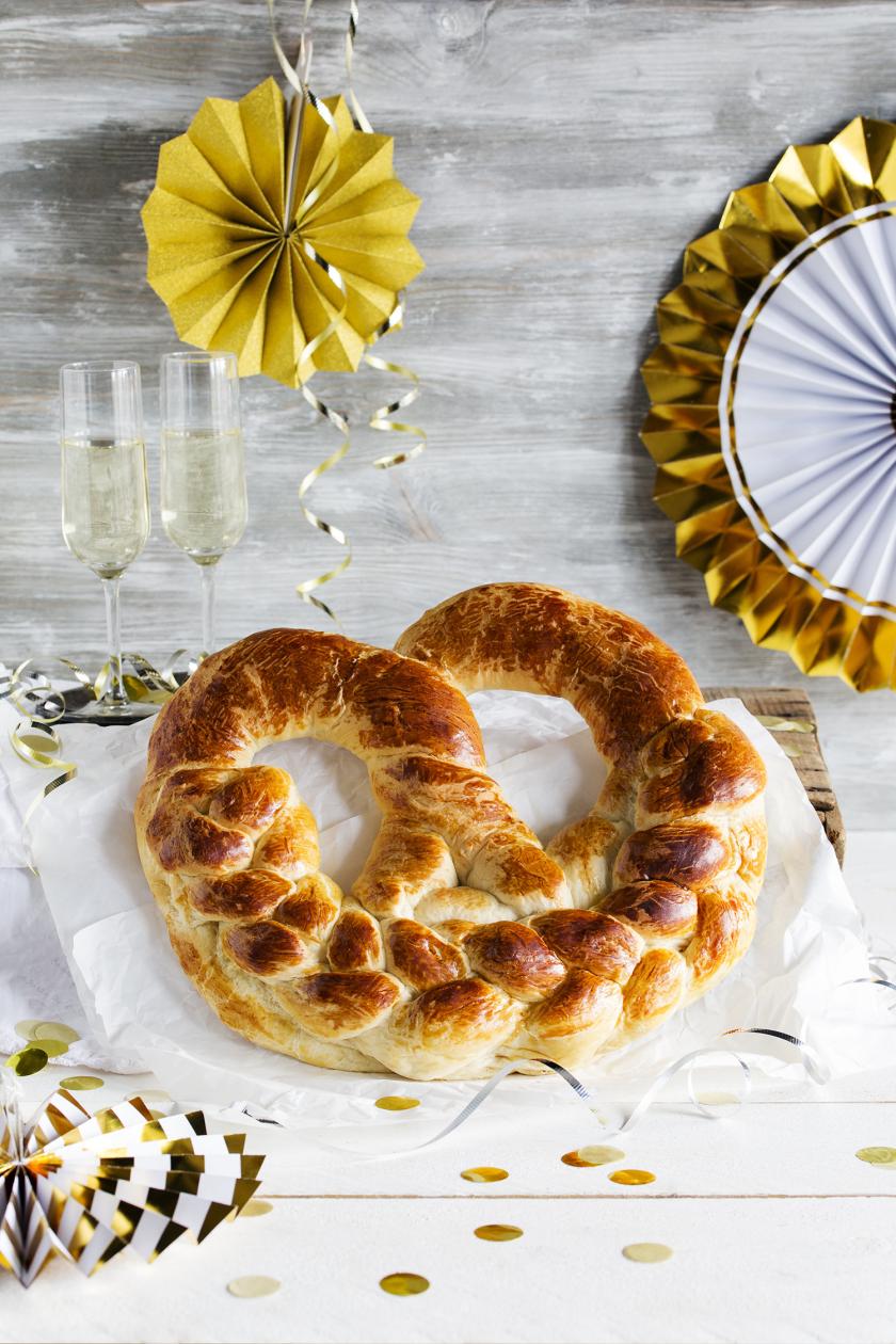 Neujahrsbrezel: Rezept mit Tipps zum Formen