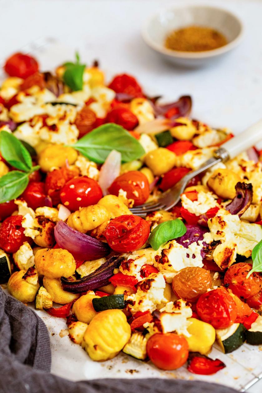 Ofen Gnocchi mit Gemüse und Feta | Simply Yummy