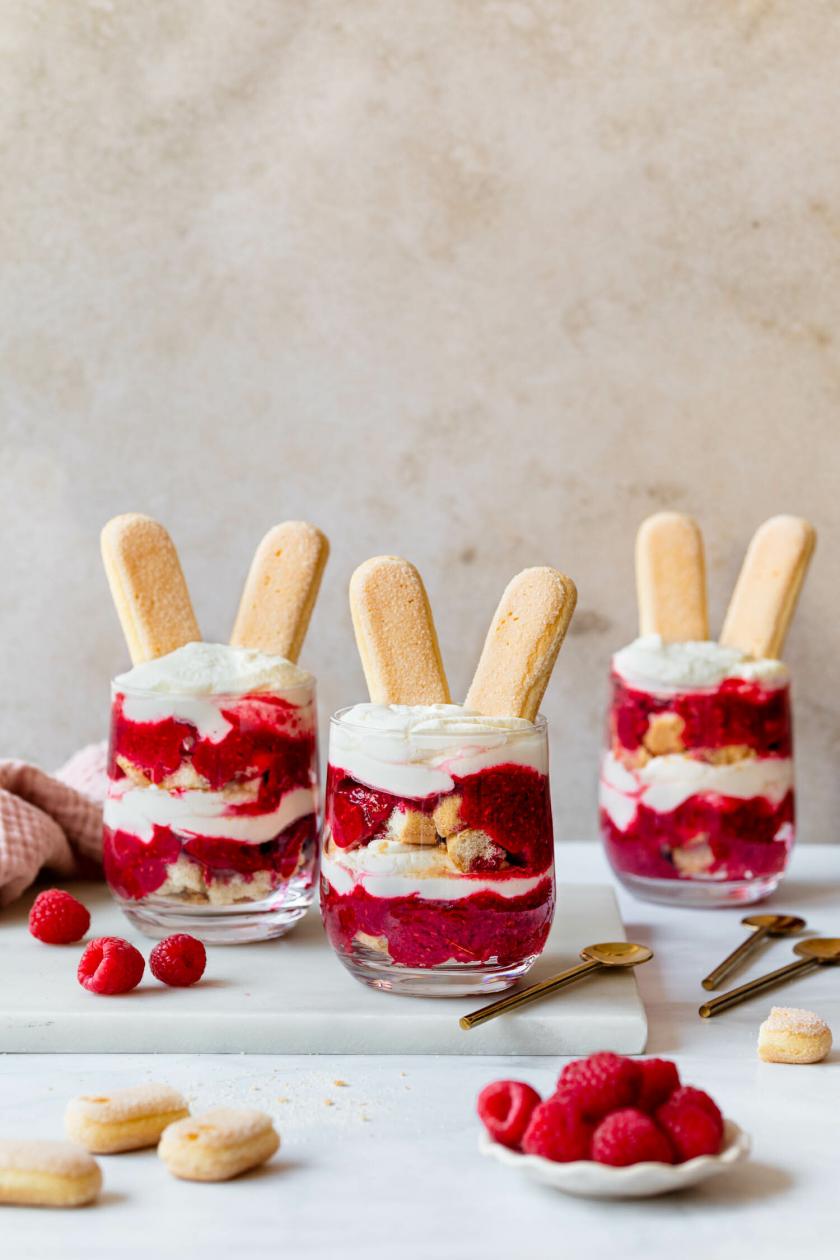 Feines Osterdessert im Glas