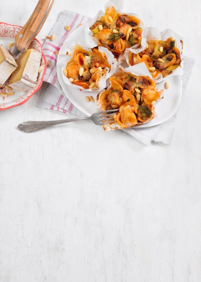 Pastamuffins mit Brokkoli und Pilzen