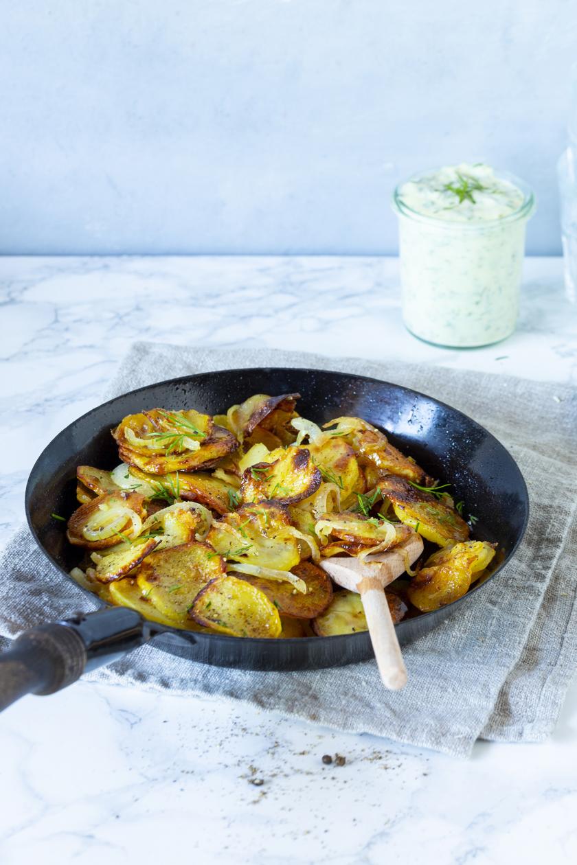 Bratkartoffeln aus rohen Kartoffeln ohne Kochen: bestes Rezept