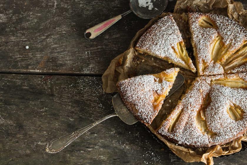 Marzipankuchen mit Birnen