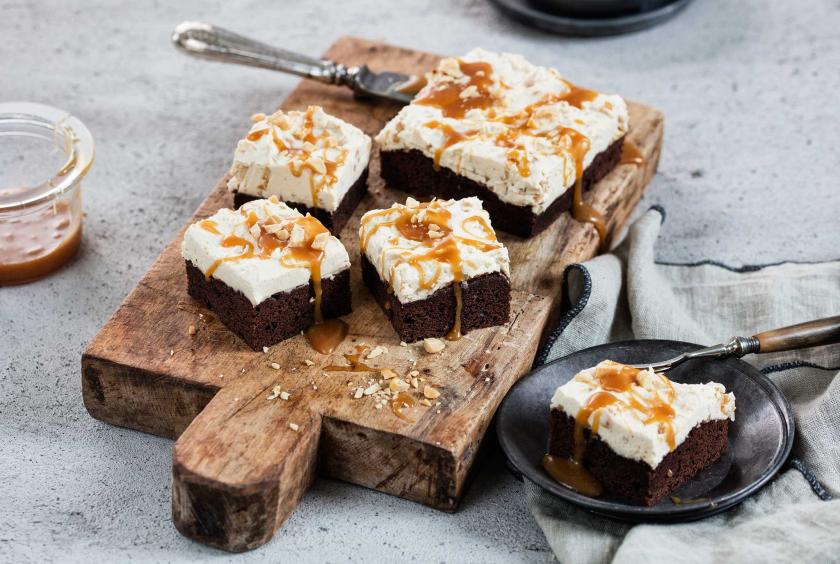 Erdnuss-Brownies mit Karamell | Simply Yummy
