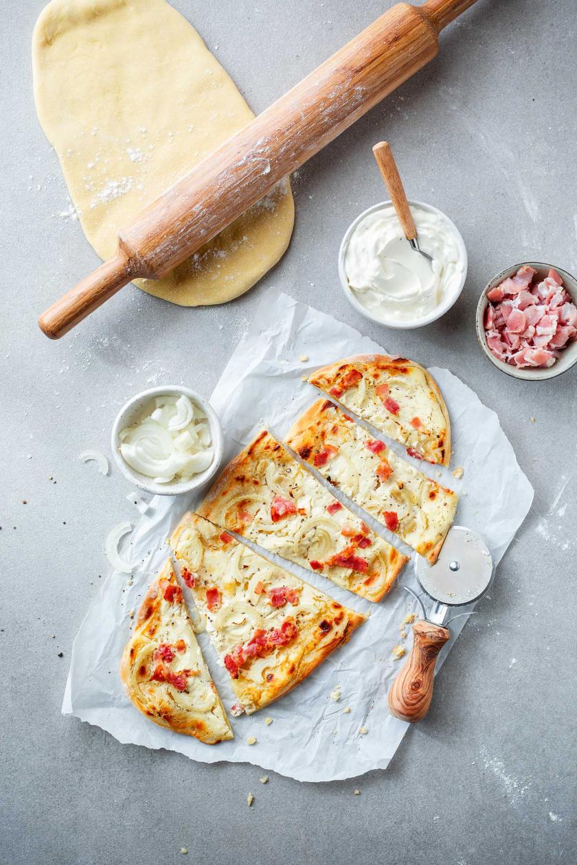 Elsässer Flammkuchen einfach selber machen | Simply Yummy