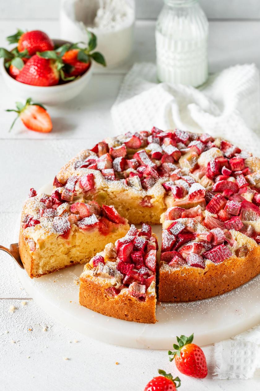 Erdbeerkuchen: 43 Rezepte mit Pudding, Quark &amp; vom Blech