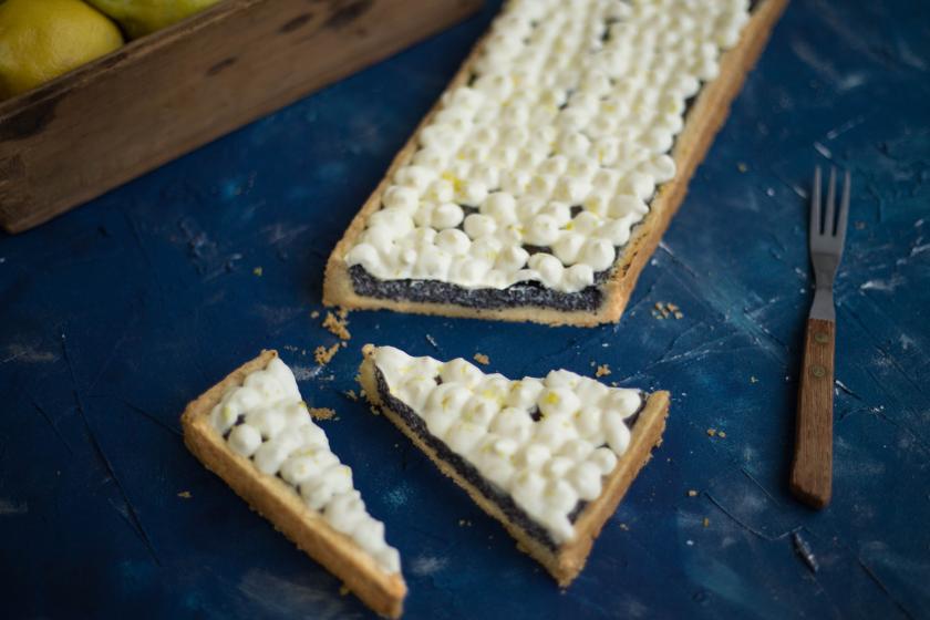 Mohntarte mit Zitronenschmand