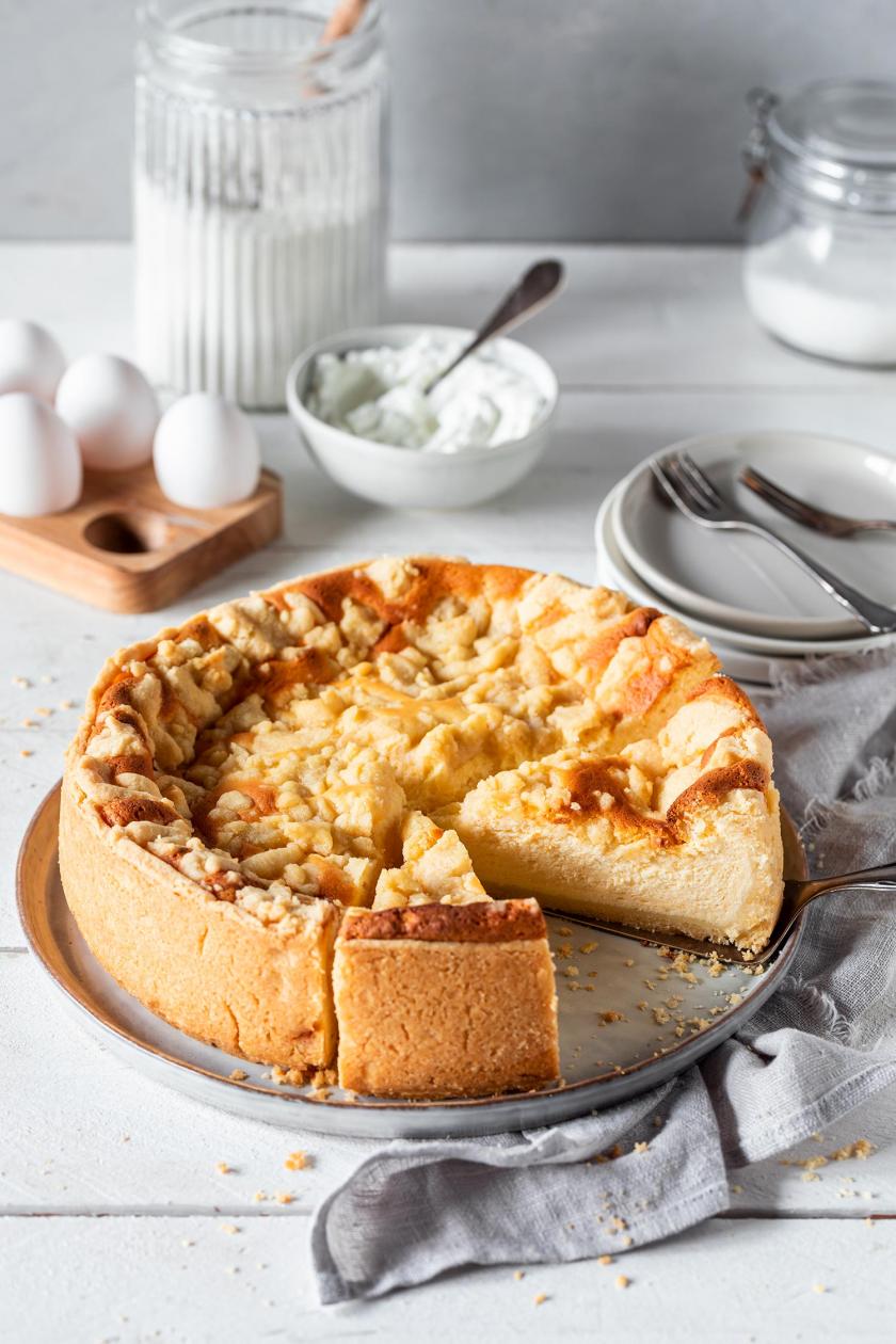 Schneller Käsekuchen mit Streuseln | Simply Yummy