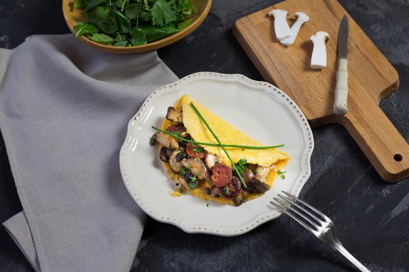 Omelette mit Waldpilzen und Chorizo