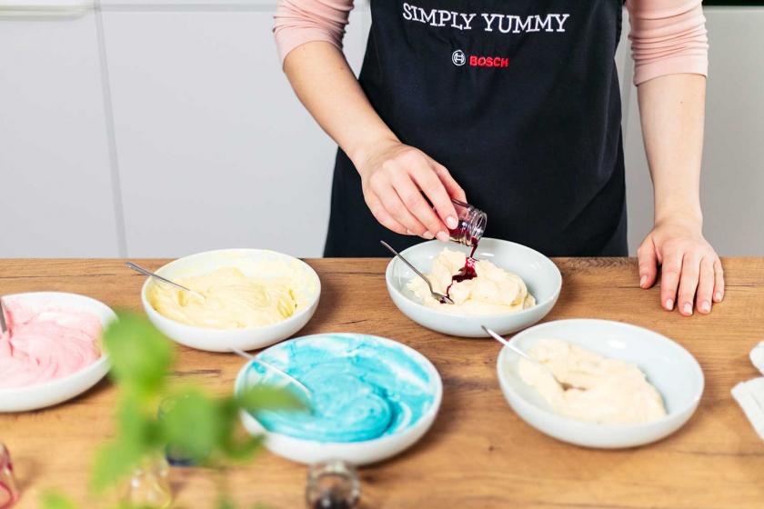 Papageienkuchen vom Blech - bestes Rezept | Simply Yummy