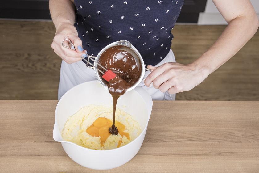 Schoko-Kirsch-Kuchen - so wird er saftig | Simply Yummy