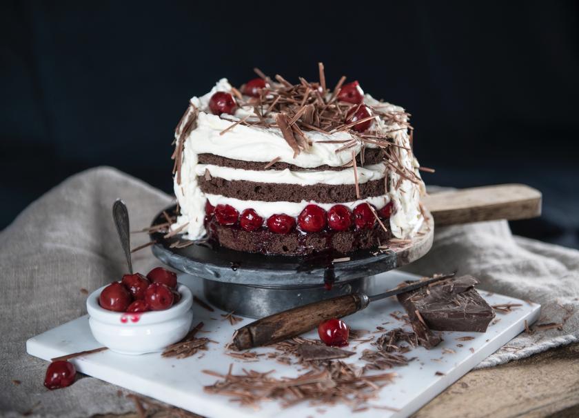 Schwarzwälder Kirschtorte Rezept für Anfänger | Simply Yummy