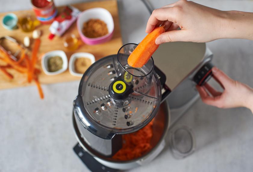 Schnelle Tomatensoße einfach selber machen | Simply Yummy