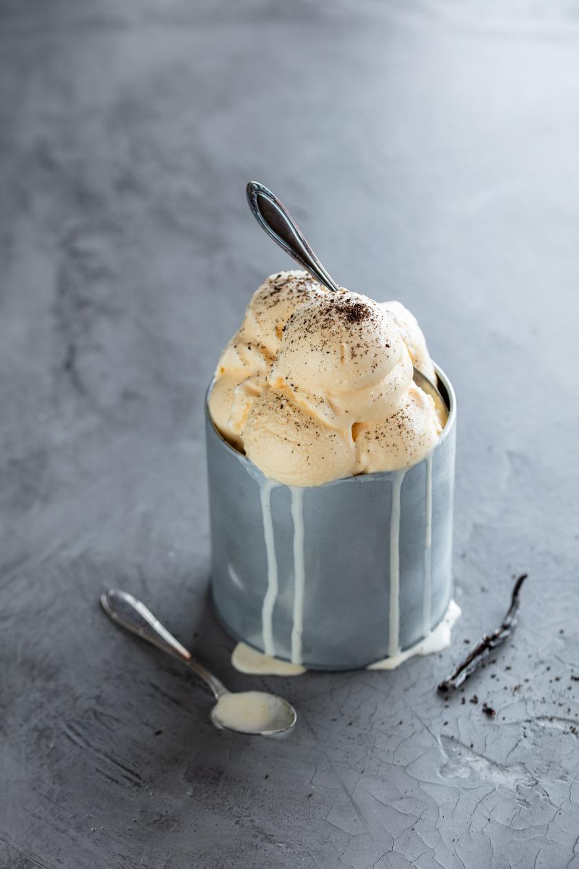 Vanilleeis selber machen - klassisches Rezept