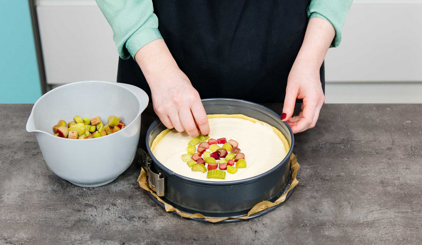 Rhabarberkuchen mit Quark | Rezepte von Simply Yummy