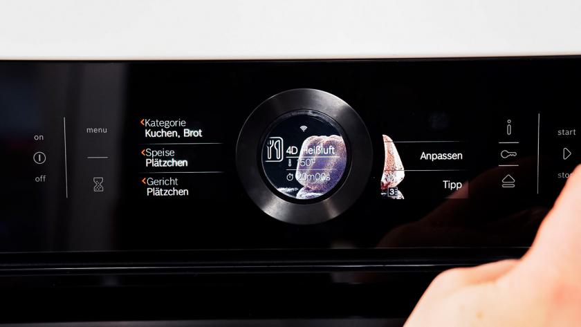 Der Backofen wird eingeschaltet.