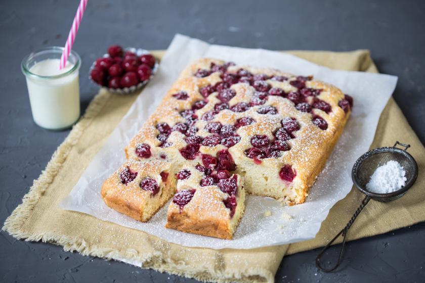 Sandkuchen mit Kirschen | Simply Yummy