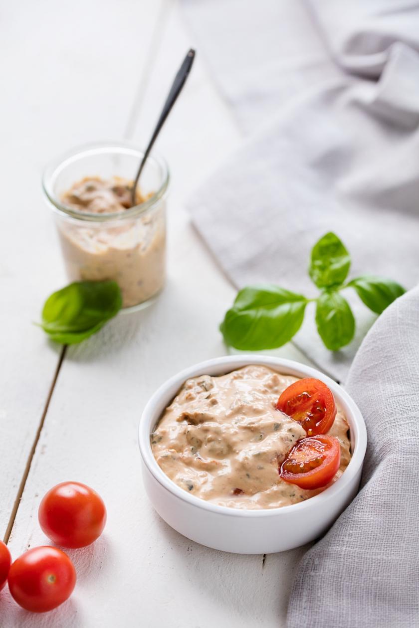 Tomaten-Frischkäse-Dip im Cookit | Simply Yummy