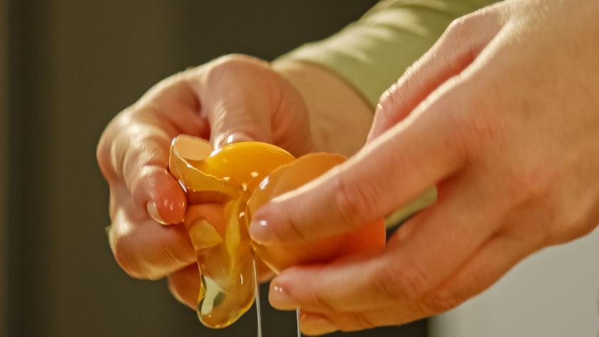 Eier werden getrennt.