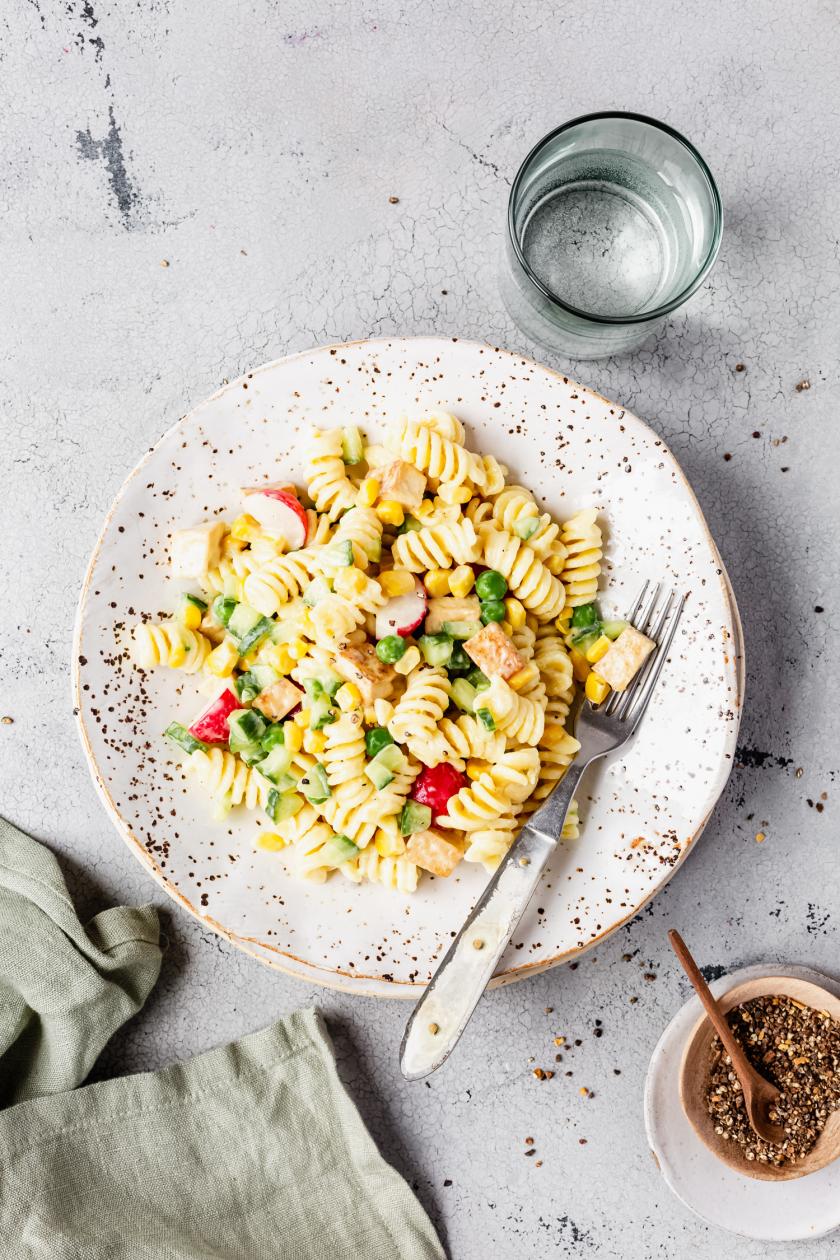 Veganer Nudelsalat ganz einfach und schnell