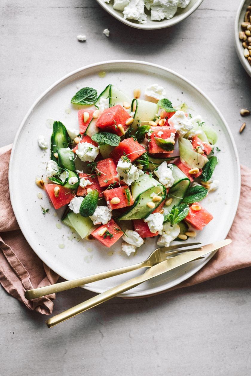 Schneller Wassermelonen-Feta-Salat mit Minze