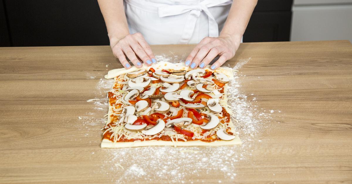 Pizzaschnecken: 11 einfache Rezepte, die fix fertig sind