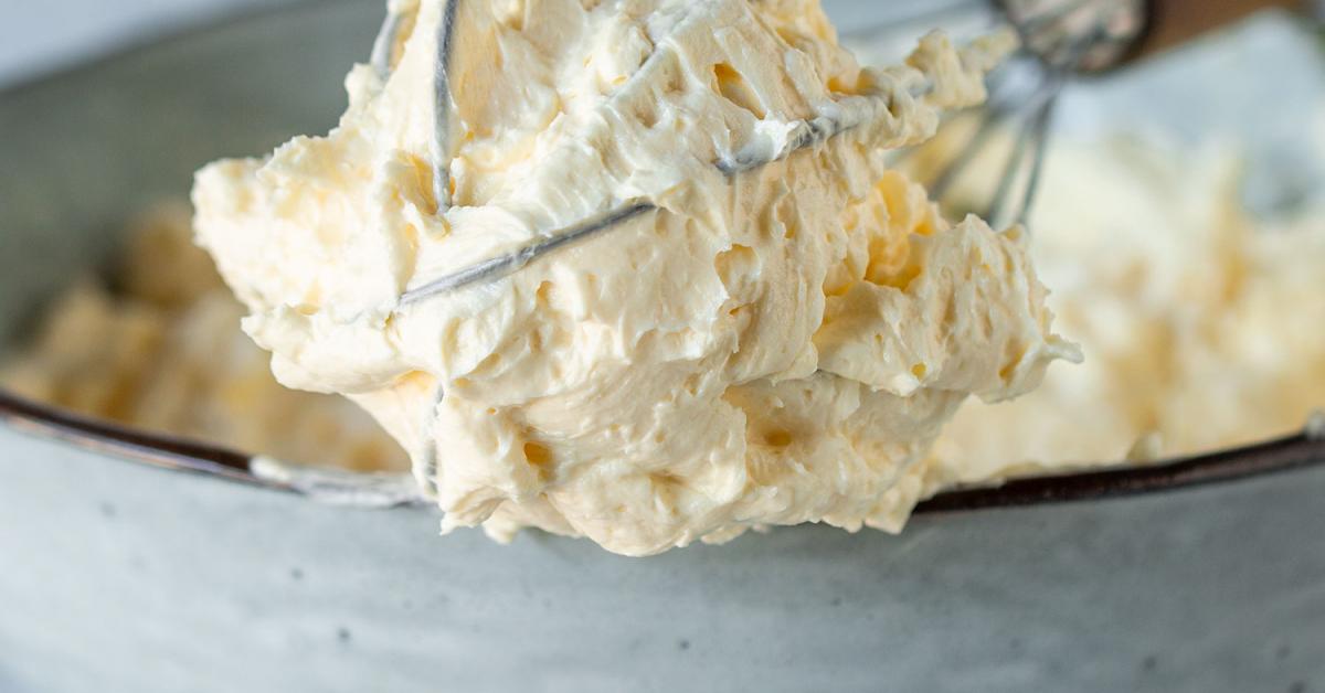 Buttercreme zu flüssig? So wird sie wieder fest Simply Yummy