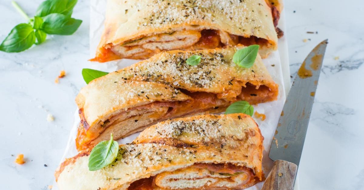 Gefülltes Pizzabrot im Cookit | Rezepte von Simply Yummy